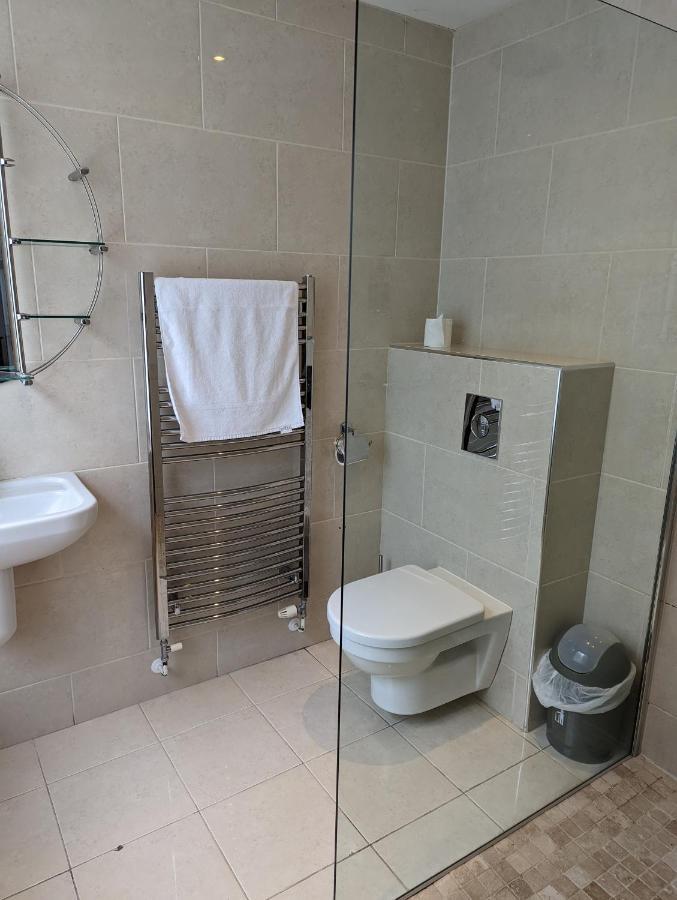 Barley Sheaf, Old Bridge Street En Suite Rooms, Room Only 트루로 외부 사진