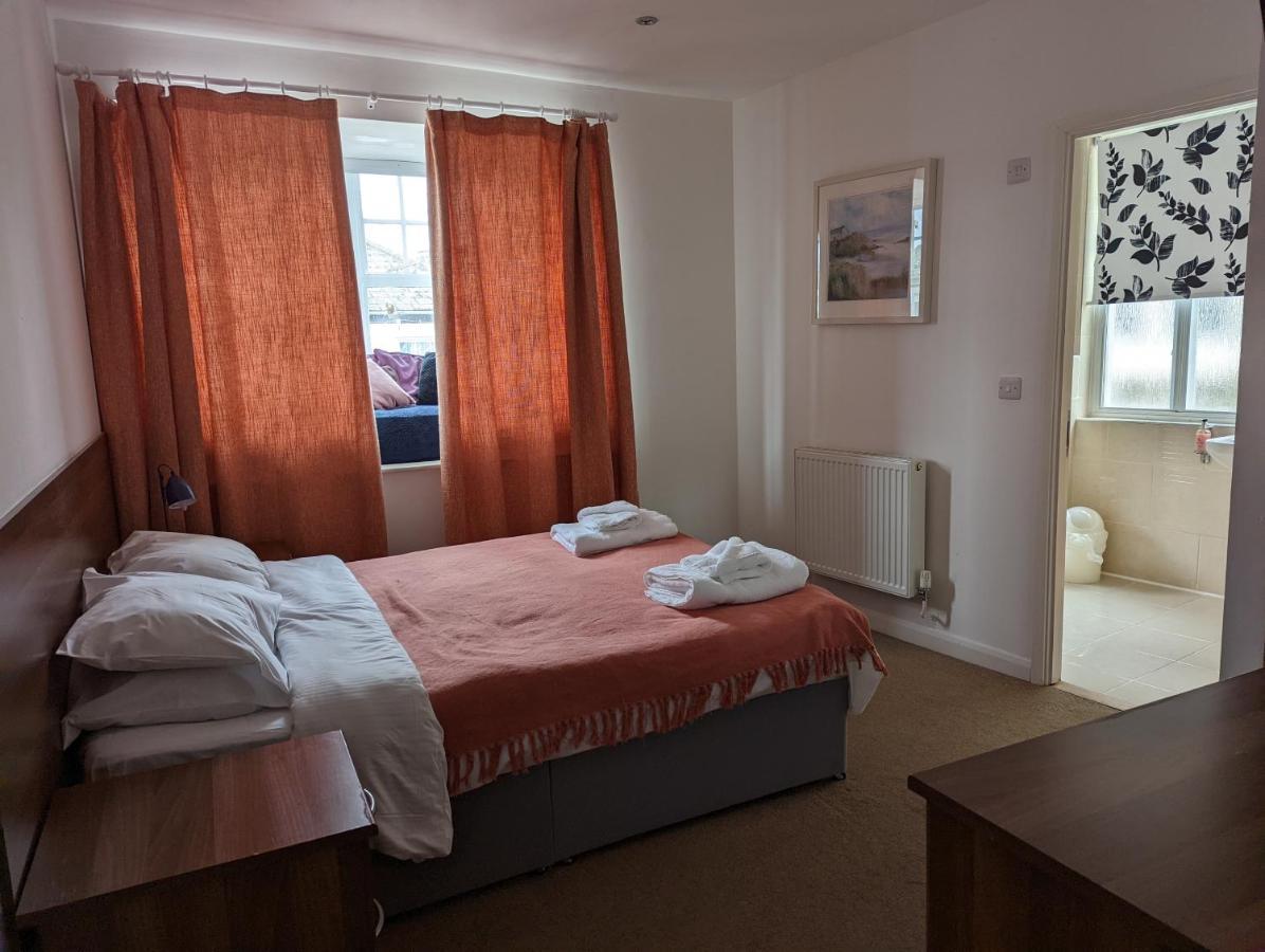 Barley Sheaf, Old Bridge Street En Suite Rooms, Room Only 트루로 외부 사진
