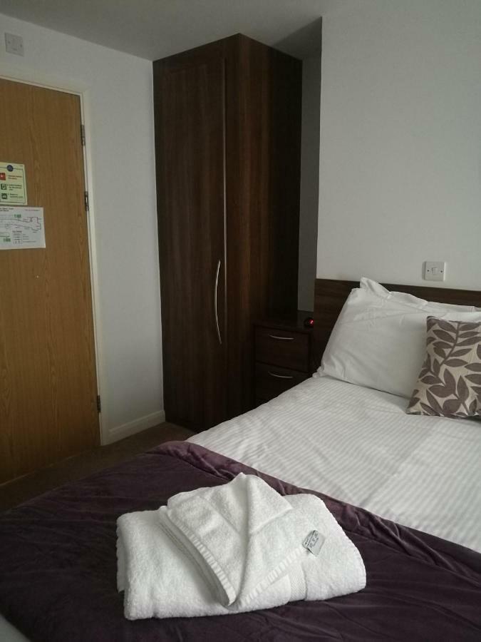 Barley Sheaf, Old Bridge Street En Suite Rooms, Room Only 트루로 외부 사진